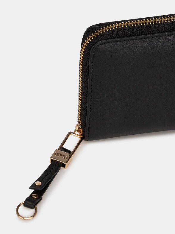 Beige purse with golden logo detail - 4