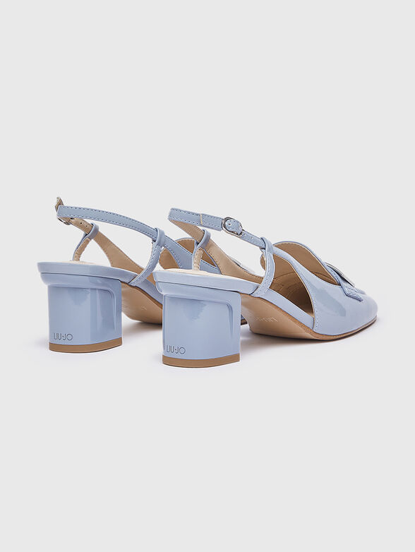 BENNY 02 beige shoes with a patent  finish - 3