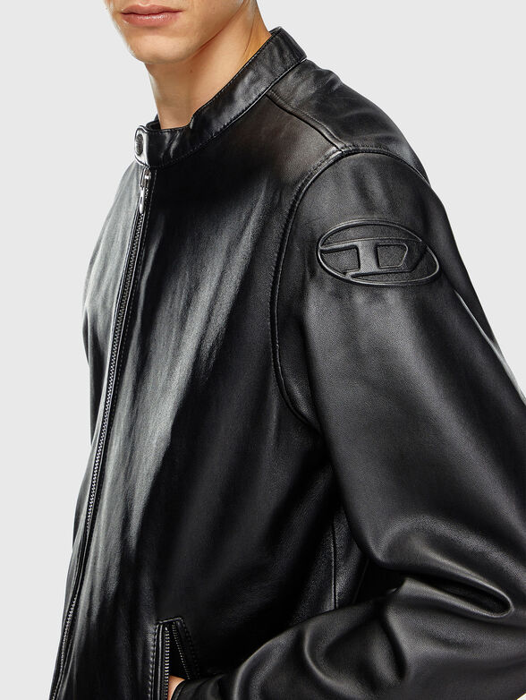 L-CARVER leather jacket with logo accent - 4