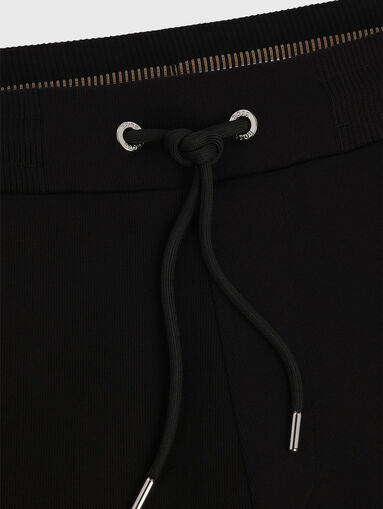 Sports trousers made of cotton - 4