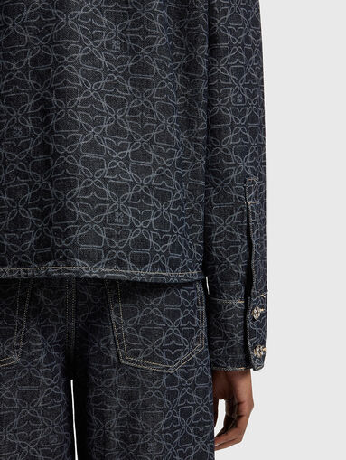 Denim jacket with accent print - 5