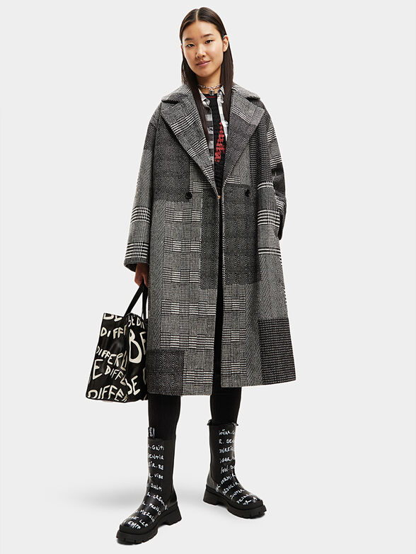 Coat with checked pattern - 4
