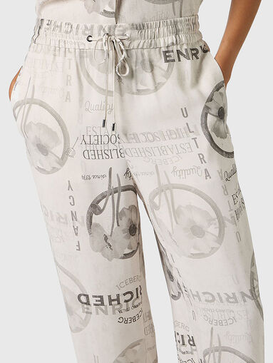 Wide leg trousers with print - 4