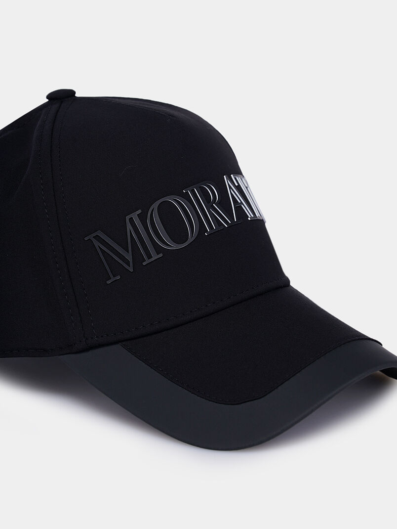 Baseball cap with logo - 3