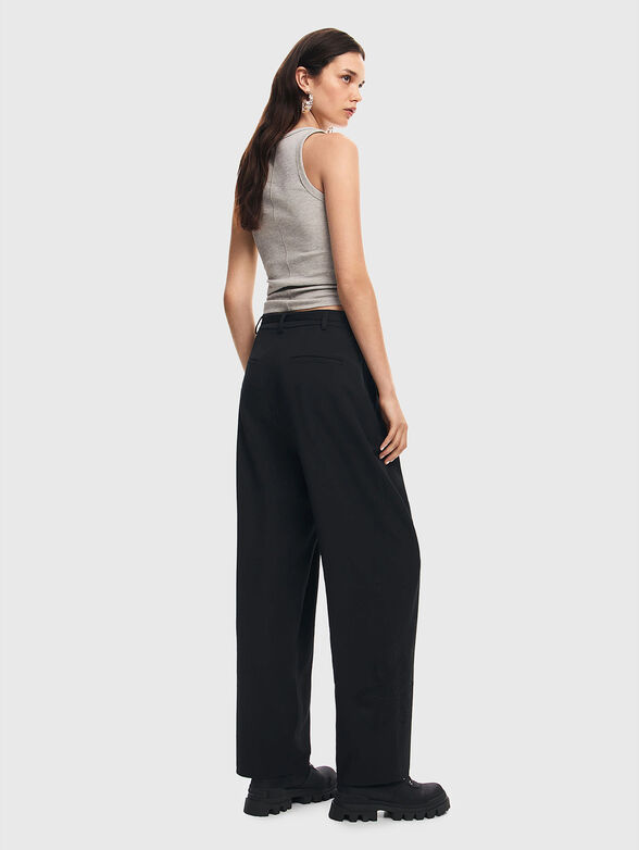 RIN black pants with floral embroidery - 2