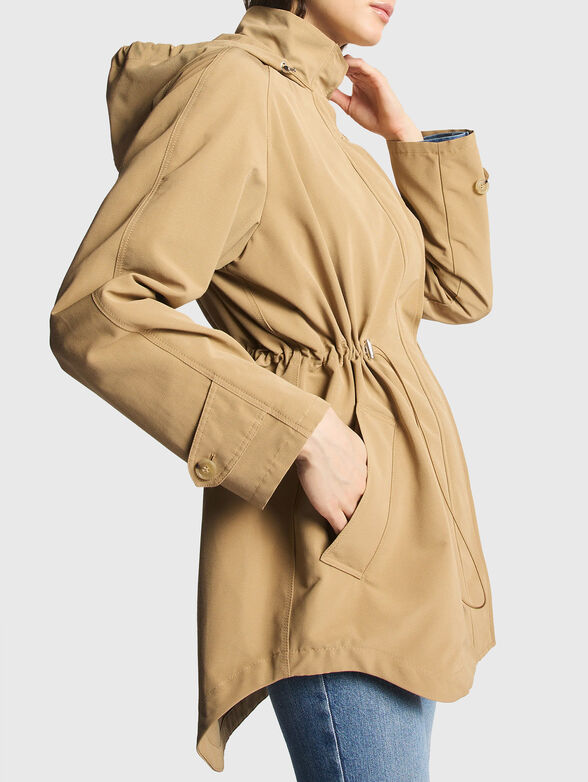 Transitional jacket with a drawstring waist - 4