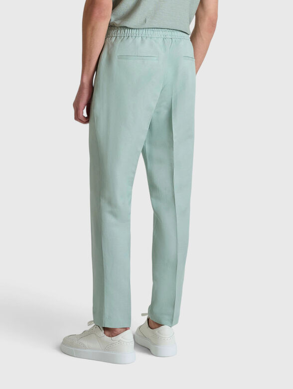 Trousers with a mini logo detail - 2