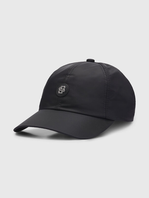 Baseball cap with logo - 4