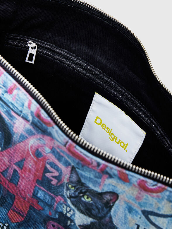 Big denim bag with print and adjustable handle - 6