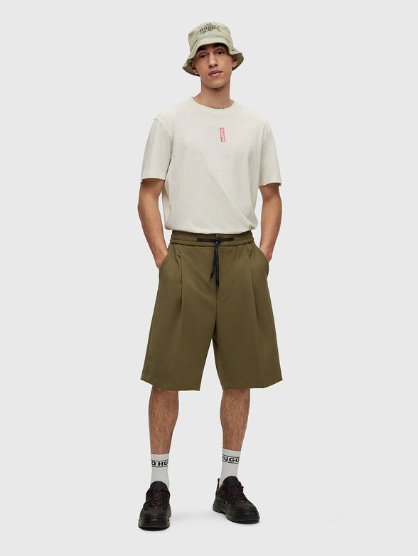 T-shirt with vertical logo - 4