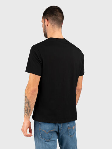 Black T-shirt with contrasting print - 3