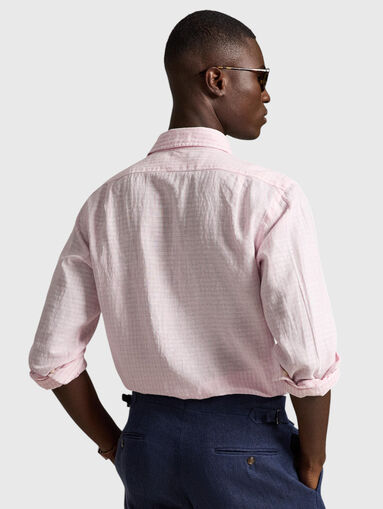 Pink shirt - 3