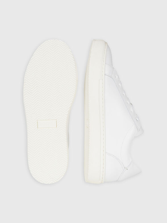 White sports shoes made of genuine leather - 4
