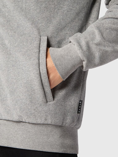 Logo patch sweatshirt in black - 5