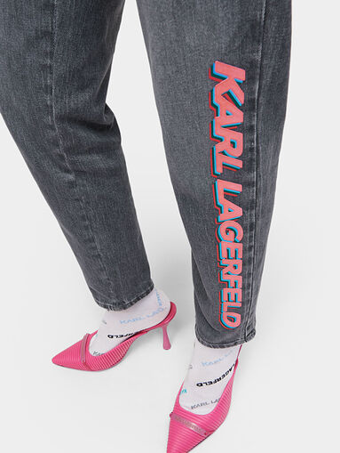 Grey jeans with contrasting logo detail - 4