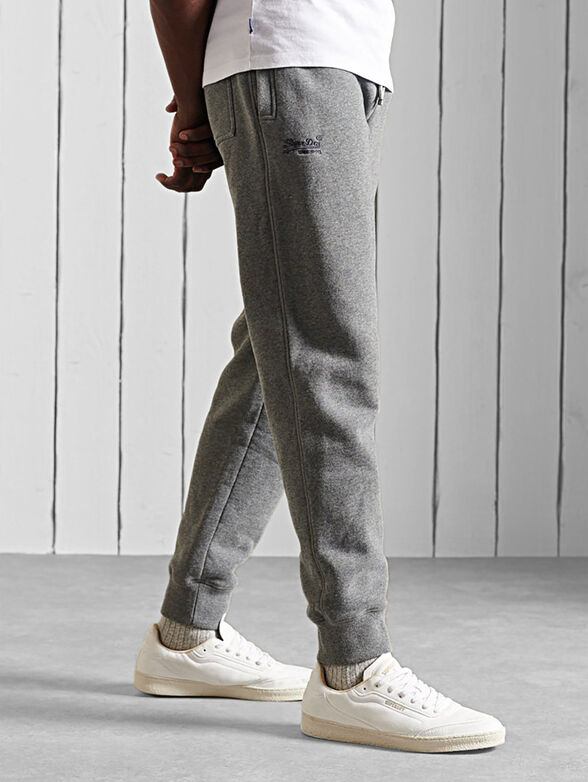 Sports pants with embroidered logo - 3