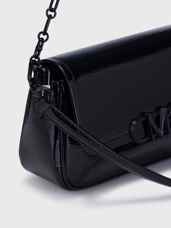 Black hobo bag with logo buckle - 6