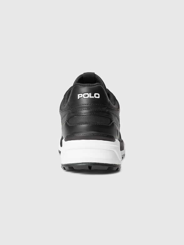 Sports shoes with logo  - 3