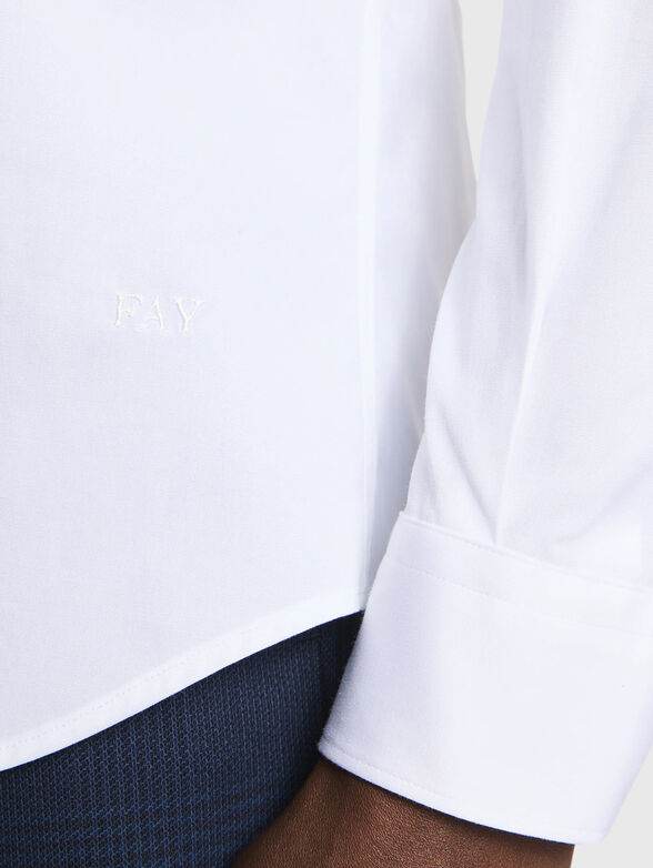White pleated shirt - 4