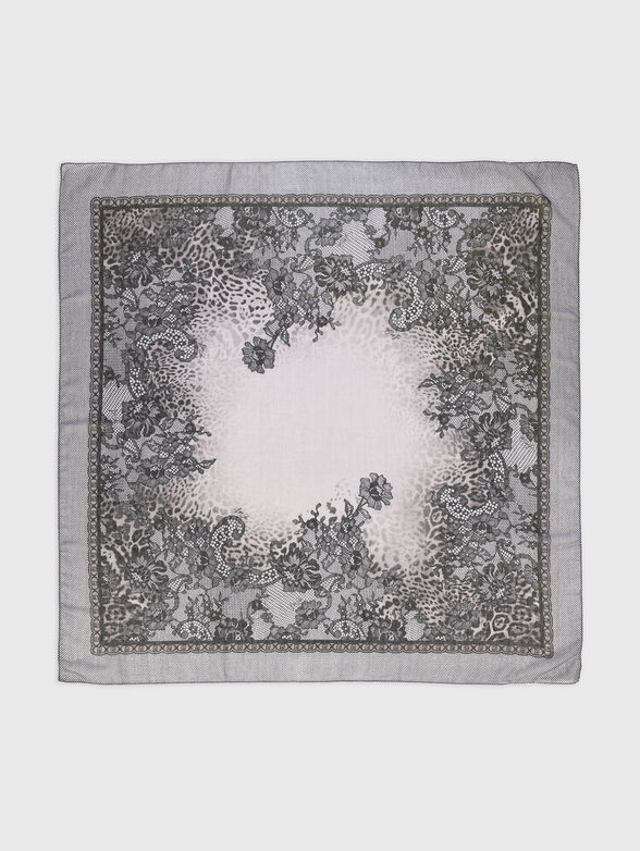 Square scarf with print - 2