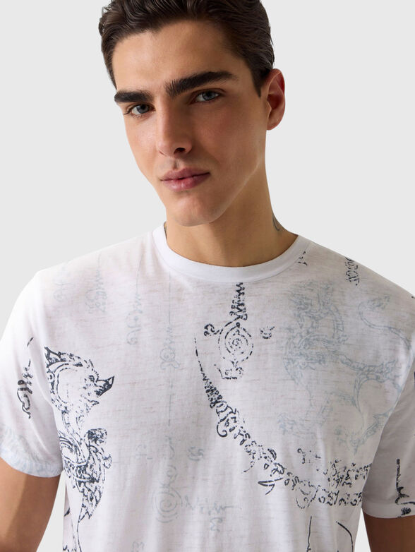 T-shirt with contrasting print - 4