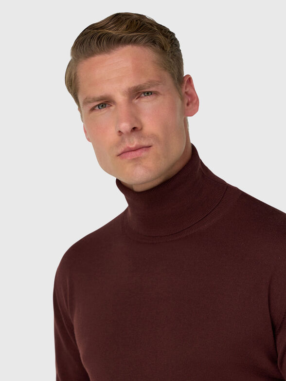 Wool sweater in burgundy - 4