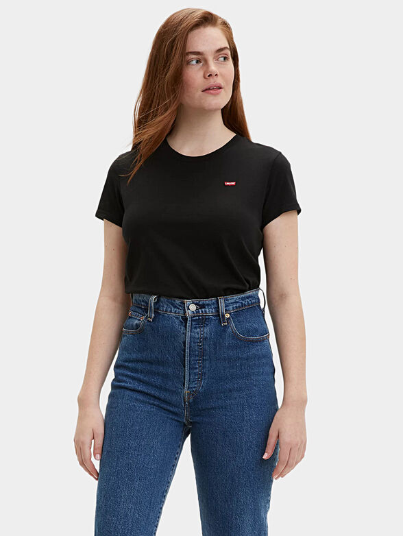 Levi&rsquo;s&reg; black T-shirt with logo detail - 1