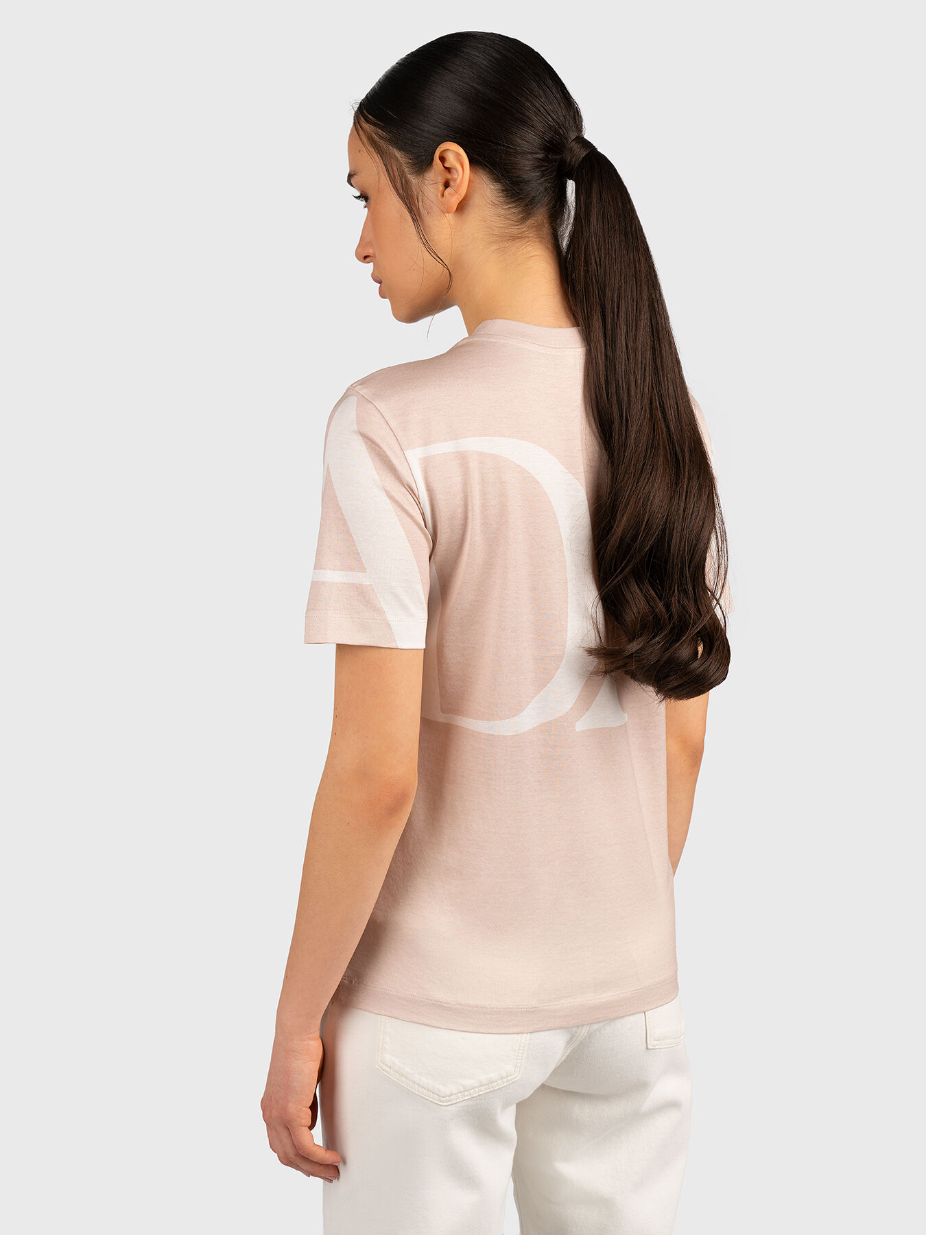 T-shirt with logo detail brand ESCADA — Globalbrandsstore.com/en