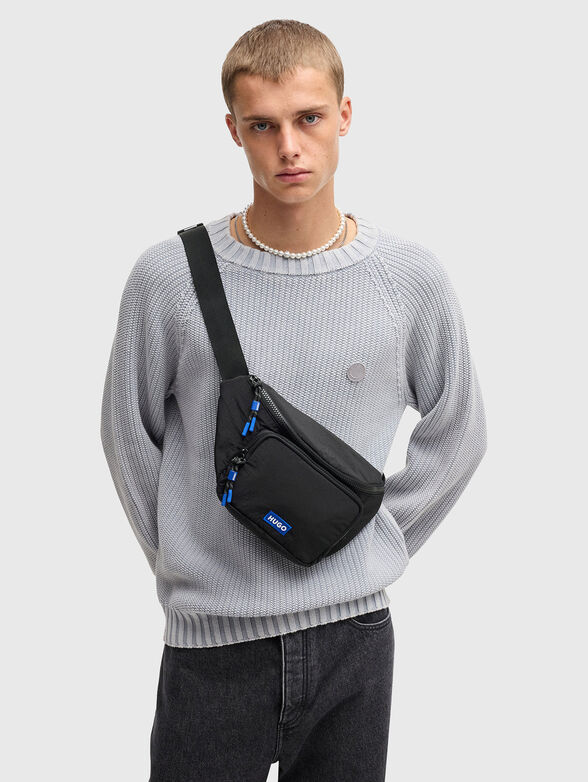 Contrasting details bumbag - 1