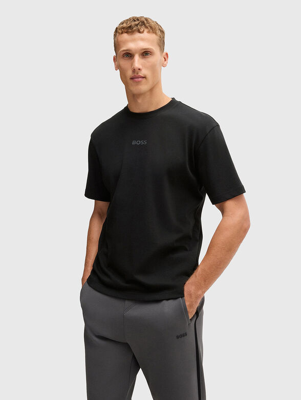 T-shirt with oval neckline in black  - 1