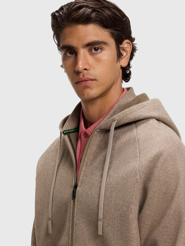 Sweatshirt with two-way zip - 4