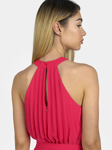 Pleated dress with belt - 5