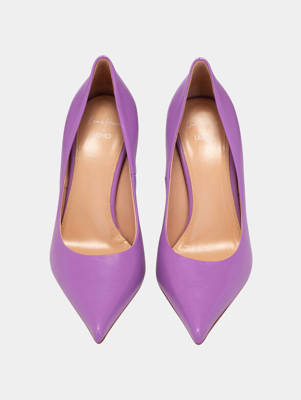 Heeled shoes in peach color - 6