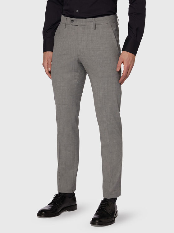 Слим панталон в сив цвят - 1