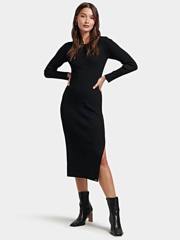 Black knitted dress wih accent back - 6