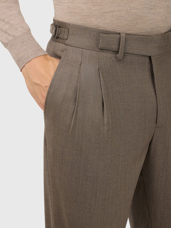 Wool suit in beige color - 5