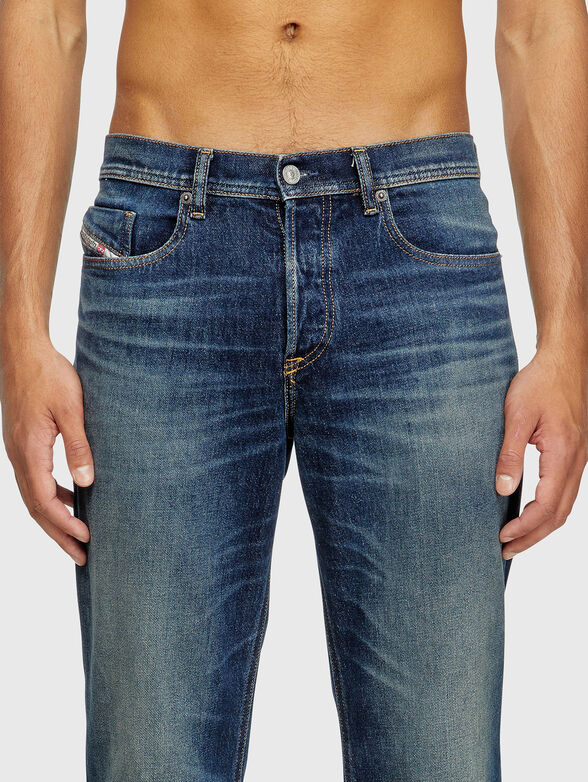 2023 D-FINITIVE L.32 slim jeans  with worn effect - 3