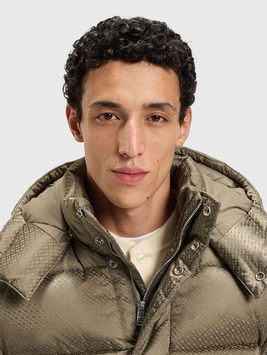 Jacket with removable hood and pockets - 5