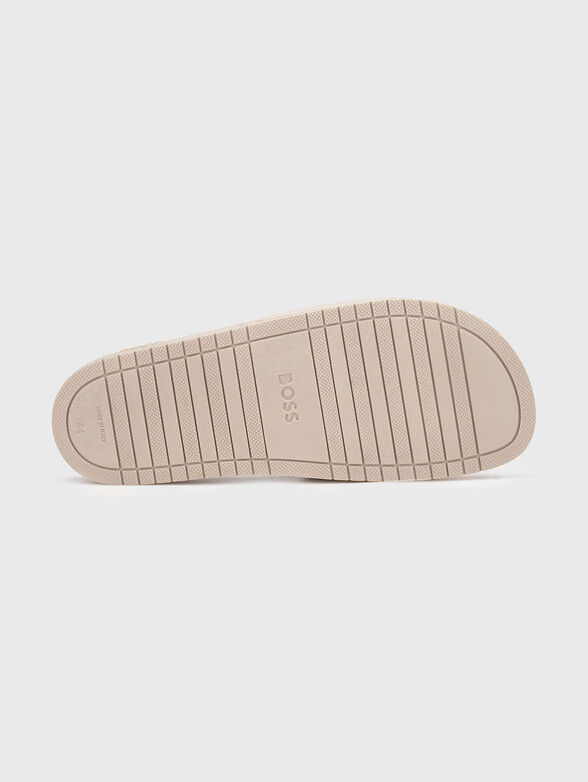 Slippers with logo - 5