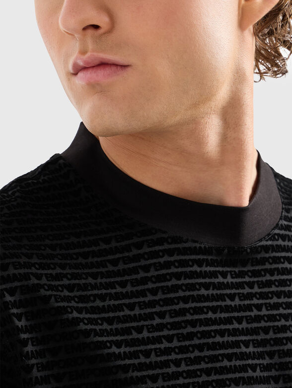 Textured T-shirt with monogram  - 4