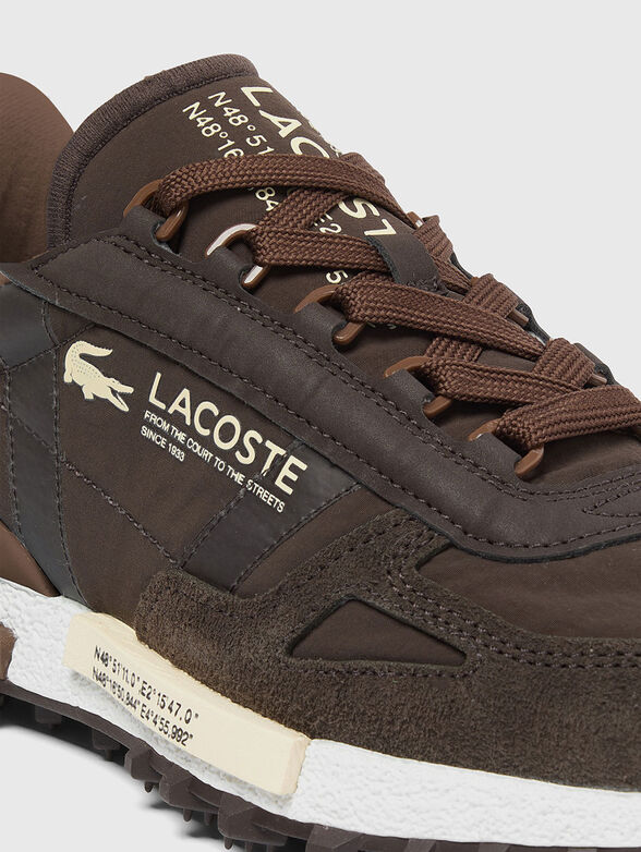 Brown sports shoes - 4