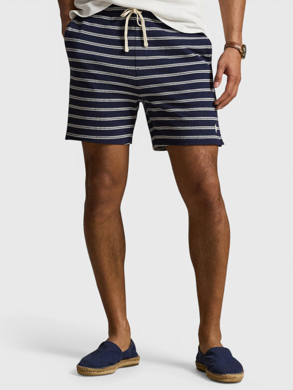 Shorts with elastic waist - 1