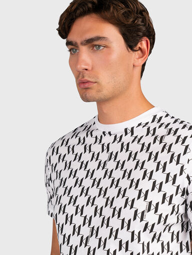 T-shirt with monogram logo print - 5