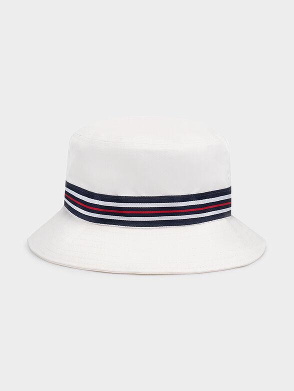 White bucket hat - 2