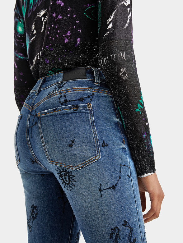 AUSTRA jeans with accent embroidery - 4