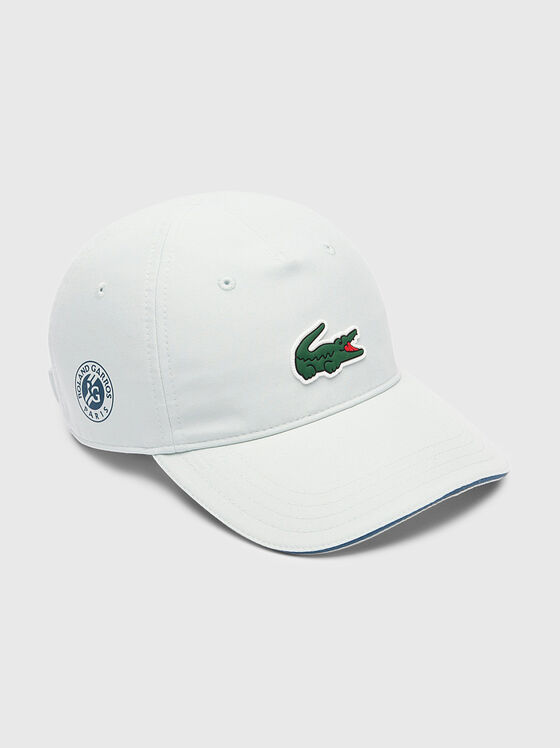 Baseball cap with logo embroidery - 1