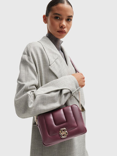 ICON crossbody bag in black - 5