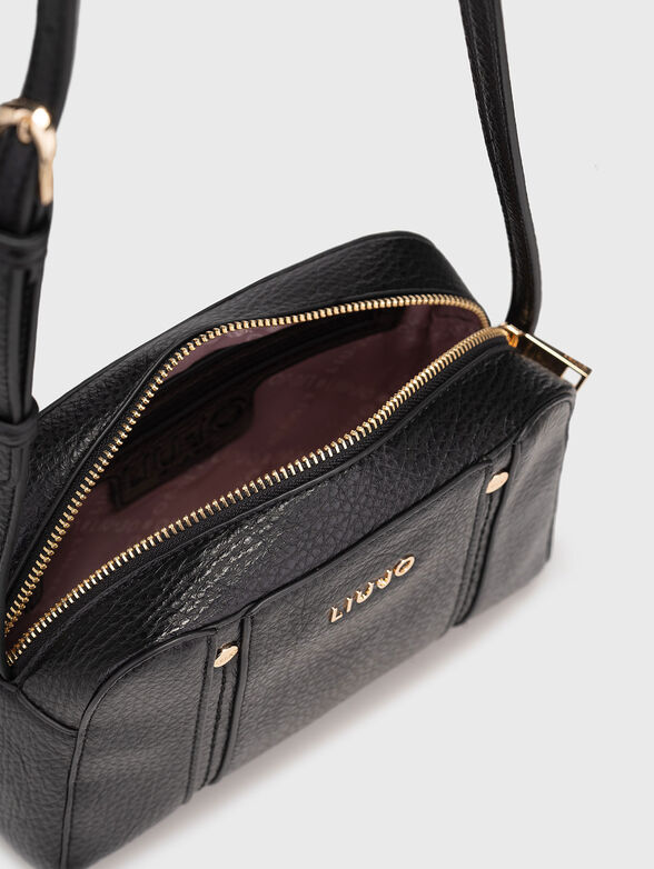 Crossbody bag with gold details - 6