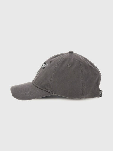 Cap with logo embroidery in black - 3