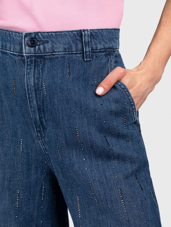 Wide-leg jeans with rhinestones - 3